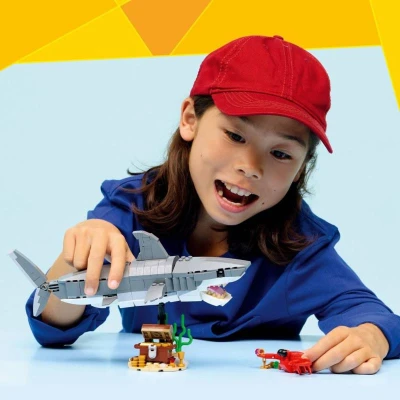 Lego CREATOR Divoký žralok a truhla s pokladem 3v1 31381 (stavebnice)