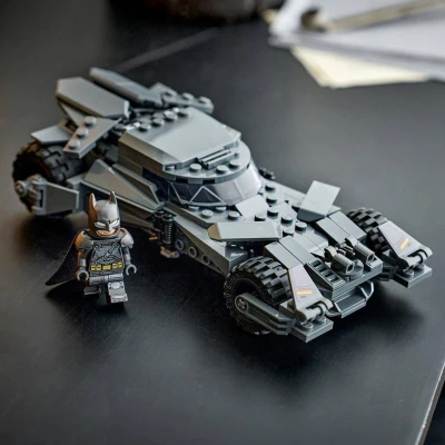 Lego DC BATMAN vs. Superman Batmobil 76331 (stavebnice)