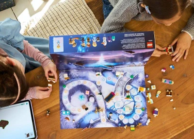 Lego DISNEY Frozen Adventní kalendář rozkládací s herní plochou