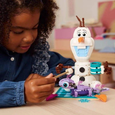 Lego DISNEY FROZEN Olaf a Bruni na zábavném pikniku 43287 (stavebnice)