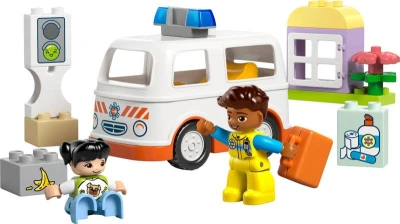 Lego DUPLO Auto sanitka a řidič 10447 (stavebnice)