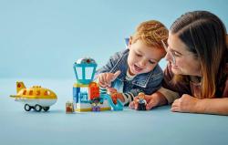 Lego DUPLO Poprvé na letišti 10443 (stavebnice)