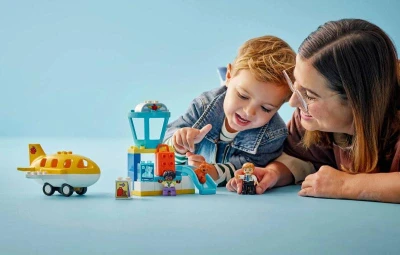 Lego DUPLO Poprvé na letišti 10443 (stavebnice)