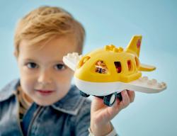 Lego DUPLO Poprvé na letišti 10443 (stavebnice)