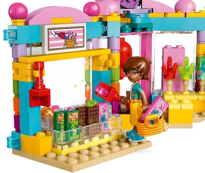Lego FRIENDS Cukrárna v městečku Heartlake 42649 (stavebnice)