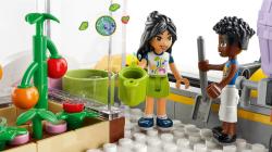 Lego FRIENDS Komunitní centrum v městečku Heartlake 41748 (stavebnice)