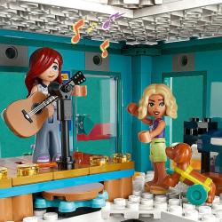 Lego FRIENDS Komunitní centrum v městečku Heartlake 41748 (stavebnice)