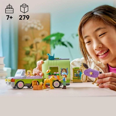 Lego FRIENDS Přívěs s koněm a hříbětem 42695 (stavebnice)