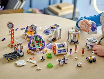 Lego FRIENDS Základňa na Marse a raketa 42605 (stavebnica)
