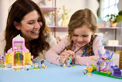 Lego GABBYS DOLLHOUSE Cukrová hora a Mačacia záhradka 11205 (stavebnica)