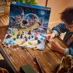 Lego HARRY POTTER Adventní kalendář rozkládací s herní plochou 76456