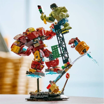 Lego MARVEL Epický souboj: Hulkbuster vs. Hulk 76343 (stavebnice)