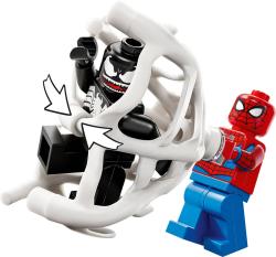 Lego MARVEL Spider-Man vs. Venomův výkonný sporťák 76309 (stavebnice)
