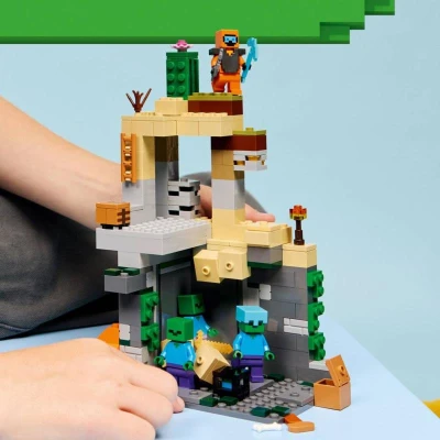 Lego MINECRAFT Zombie kobka 21587 (stavebnice)