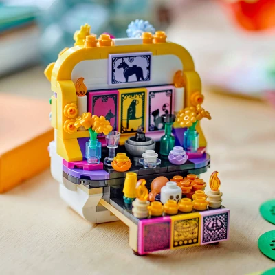 Lego SEASONAL Oltář mrtvých 40811 (stavebnice)