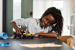 Lego TECHNIC Auto Bugatti Bolide 42151 (stavebnice)