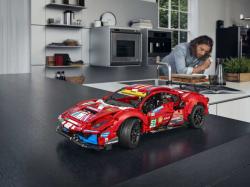 Lego TECHNIC Auto Ferrari 488 GTE (AF Corse 51) 42125 (stavebnice)