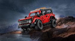 Lego TECHNIC Auto SUV Ford Bronco 42213 (stavebnice)