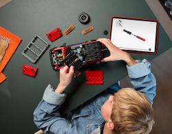 Lego TECHNIC Auto SUV Ford Bronco 42213 (stavebnice)
