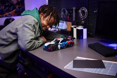 Lego TECHNIC Závodní auto BMW M4 GT3 EVO 42226 (stavebnice)