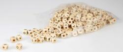 Lena DŘEVO Písmenka korálky 10mm set 300ks v sáčku (dřevěná hračka)