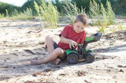 Lena Worxx Traktor Deutz-Fahr Agrotron 7250 TTV set s přívěsem 04617