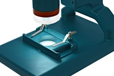 Levenhuk Mikroskop LabZZ DM200 LCD digitální