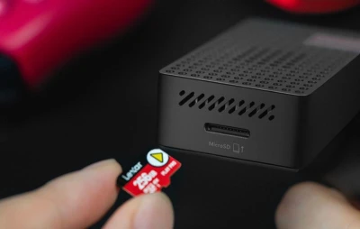 Lexar RW540 microSD Express černo-červená čtečka paměťových karet