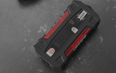 Lokithor J402 PRO 88,8 Wh 3500 A startovací zdroj