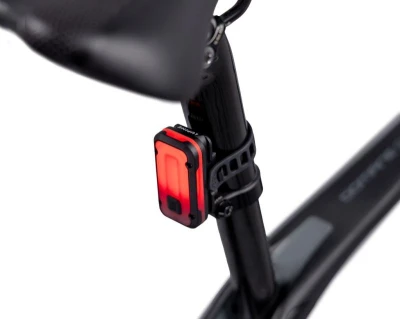 Lupine Rotlicht Pro černá inteligentní cyklistická blikačka 120 lm