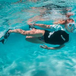 Mares Dámske tričko RASHGUARD LOOSE FIT SHE DIVES, krátky rukáv