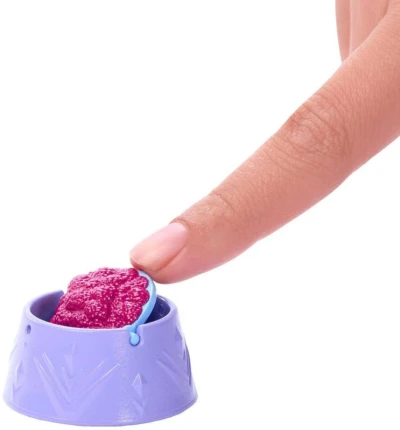 Mattel Frozen Panenka Elsa s ledním medvědem a doplňky