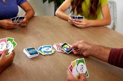 Mattel HRA Uno DOS karty 2. vydání (společenská hra)