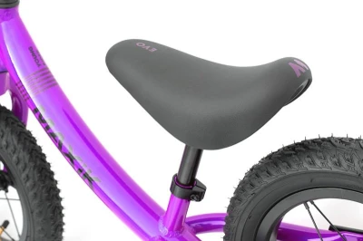 Max1 MAXÍK Evo Lite magenta/fialové dětské odrážedlo
