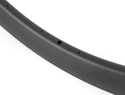 Max1 Premium Carbon Road Disc tmavě šedý 50 mm/24 děr clincher 29 mm karbonový ráfek