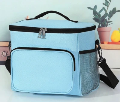 Merco CrossBody chladiaca taška svetlomodrá