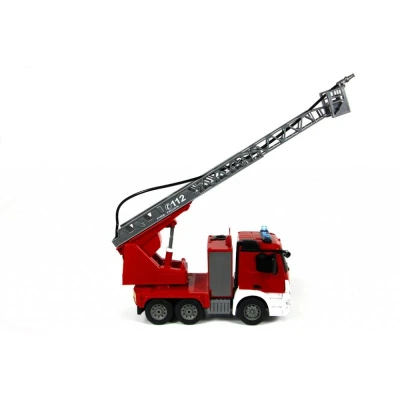 DOUBLE E RC hasičský truck Merecedes-Benz Antos s funkční stříkačkou a žebříkem 1:20