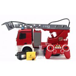 DOUBLE E RC hasičský truck Merecedes-Benz Antos s funkční stříkačkou a žebříkem 1:20