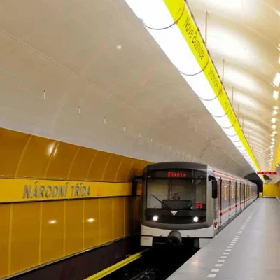 Metro MHD Praha kovové 16cm zpětný chod 1 vagon metra v krabici