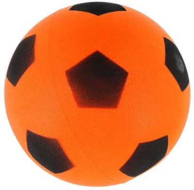 Míč soft pěnový s potiskem fotbalový 18cm 2 barvy v síťce