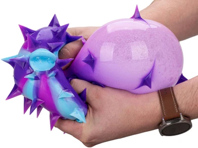Míček gigantický strečový XL balonek antistresový s bodlinkami 3 barvy