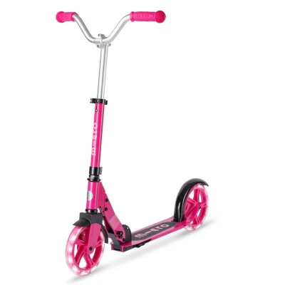 Micro Cruiser LED berry red koloběžka + sleva 300,- na příslušenství Micro Cruiser LED berry red koloběžka + sleva 300,- na příslušenství