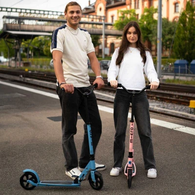 Micro Speed Deluxe Alaskan Blue koloběžka + sleva 400,- na příslušenství