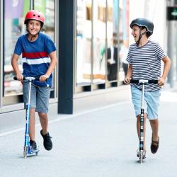 Micro Sprite LED Black koloběžka