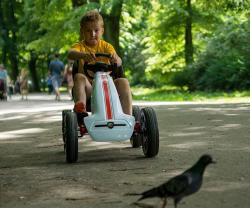 Milly Mally Dětská šlapací motokára Go-kart Abarth bílá