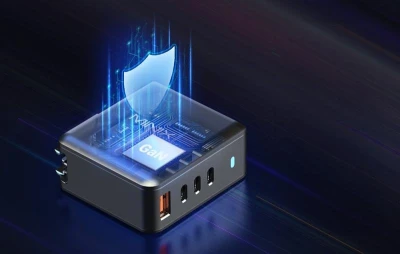 Minix P165 černá GaN nástěnná nabíječka 165 W se 3x USB-C a 1x USB-A