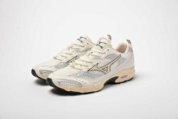 Mizuno MXR SPORT / Snow White/Pristine/Silver tenisky