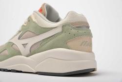 Mizuno SKY MEDAL / S Silver Cloud/Snow White/Desert Sage tenisky