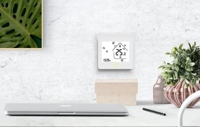 Moes BHT-002 bílý Wi-Fi LCD termostat