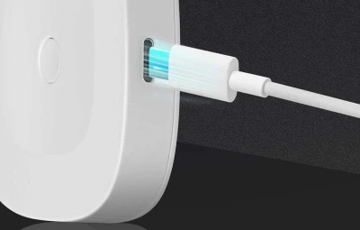 MOES MHUB-C bílá Zigbee BLE brána